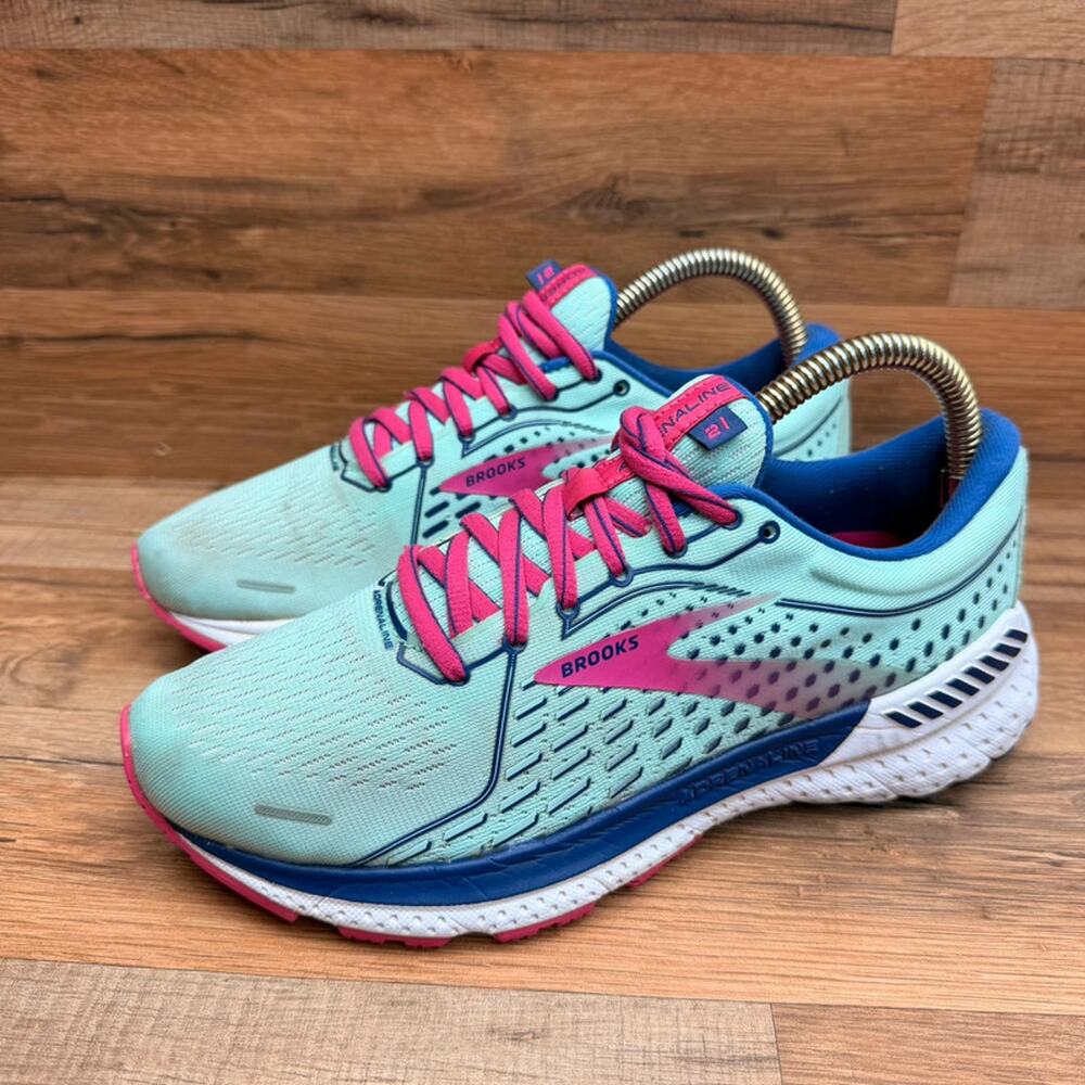 Brooks Adrenaline GTS 21 Athletic Womens Size 7.5 Blue Running Shoes